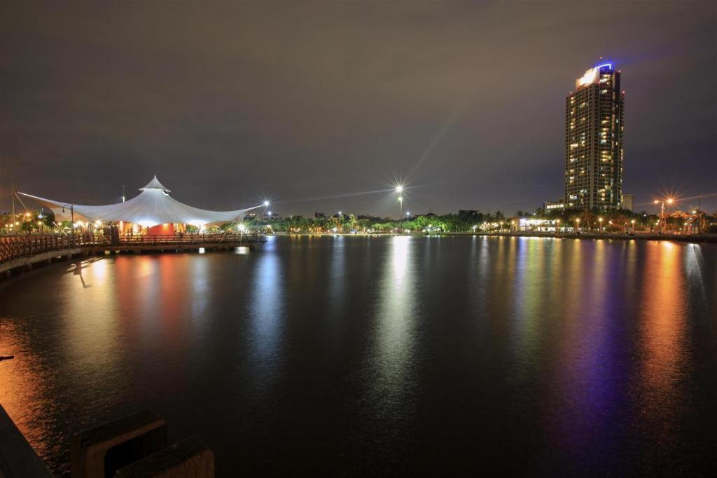 Magnolia Hotel Jakarta Exteriér fotografie